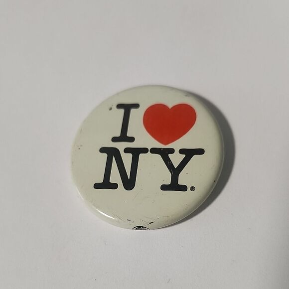 I Love NY Vintage Button Pin - Picture 1 of 3